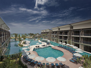 Le Meridien Khao Lak Resort & Spa