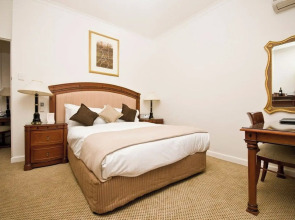 Country Plaza Queanbeyan