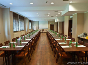 DeSilva Inn Katowice Airport