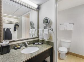 Best Western Plus Garden Court Inn