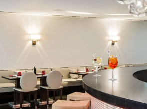 NH Collection Barcelona Constanza