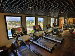 Holiday Beach Hotel Danang