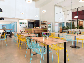 Saint Kilda Beach Hotel (formerly Rydges St Kilda)