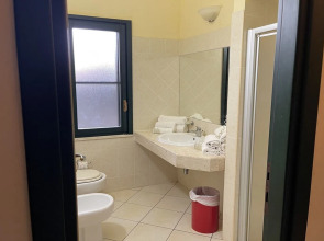 10 Ala Birdi Cottage 150m From The Beach