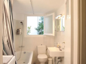 Stylish flat by the beach of Edem