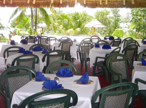 Отель Selina Cancun Laguna Hotel Zone