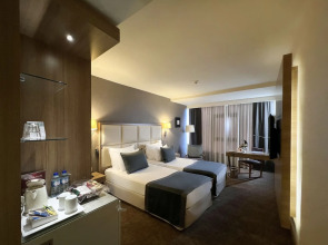 Kaya Izmir Thermal And Convention