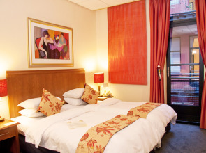 Cape Town Lodge Hotel