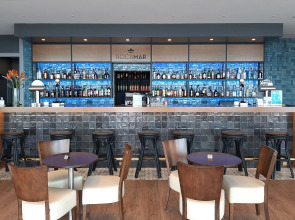 Отель Cais da Oliveira