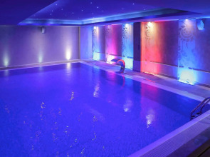 Отель Movenpick Hotel Sarajevo