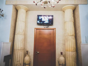 Пафос на Киевской