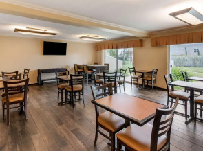 Best Western Plus Garden Court Inn