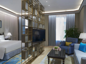 Sky Fortune Boutique Hotel