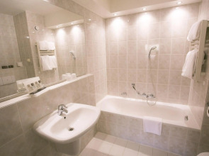 Van Der Valk Avifauna