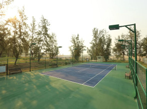 Sandy Beach Non Nuoc Resort