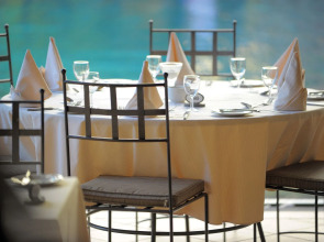 Mauricia Beachcomber Resort & Spa