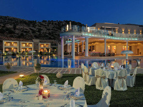The Noverian Scenic Crete Hilltop Villa Resort & Spa