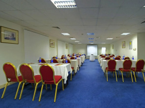 Отель Al Bustan Center & Residence