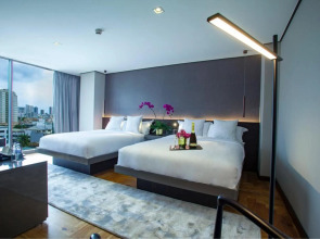 Ramada Encore Makati