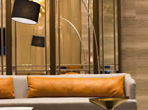 Paco Business Hotel Datang Metro Station