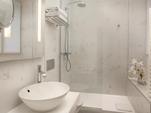 NH Collection Paris Ponthieu Champs-Elysées