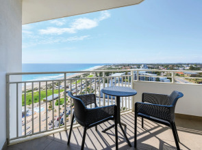 Rendezvous Hotel Perth Scarborough