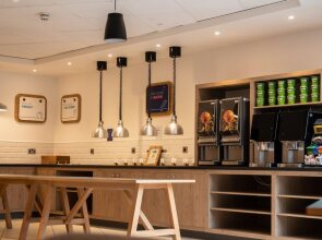 Holiday Inn Express London Stansted Airport by IHG