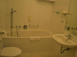 Aparthotel Austria Suites