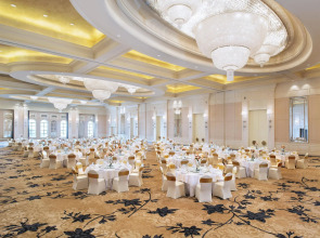 The Castle Hotel, a Luxury Collection Hotel, Dalian