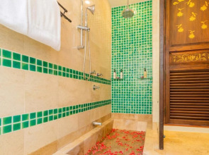 Отель Anavana Beach Resort