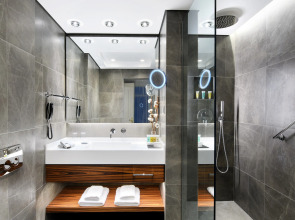 Mediterranean Palace Hotel