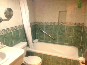 Hotel Plaza Colonial