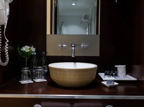 474 Buenos Aires Hotel