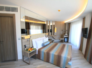 Turunc Premium Hotel