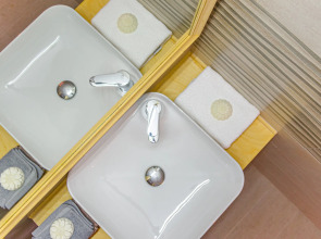 Happiness Apartments