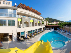 Отель Rich Melissa 