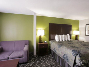 Rodeway Inn and Suites Austin