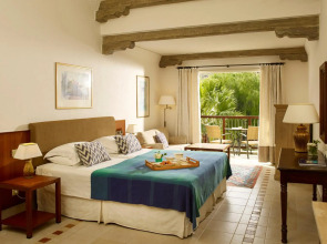 Columbia Beach Resort