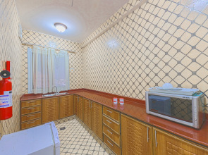 Отель Palette Muscat Al Bayrahaa