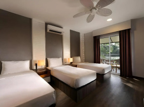 Perhentian Island Resort