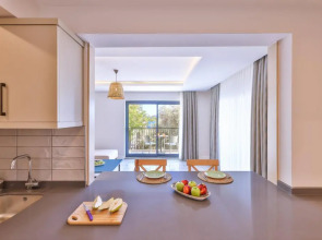 Отель Sole Suites