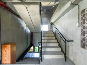 Travelbee Seaside Inn