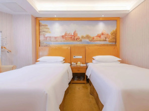 Vienna hotel Shenzhen Dongmen Old Street