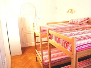 DLux Kiev Hostel