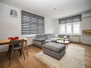 Design 1bdr Apartment With City View