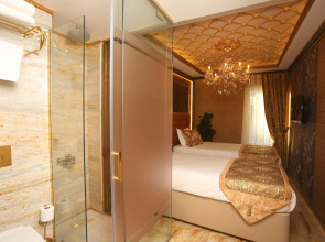 Laleli Blue Marmaray Hotel