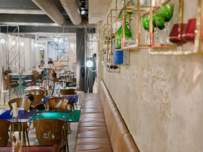 Casa Gracia Barcelona - Hostel