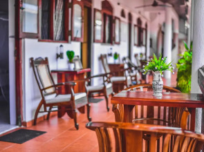 Mrs Wijenayake's Beach Haven Guest House