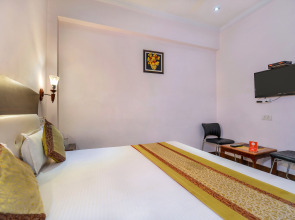 OYO 5539 Merit Hotel