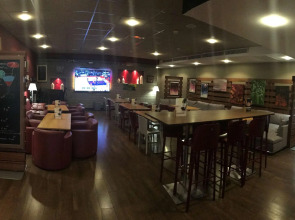 Hôtel Restaurant Campanile Paris 19 - La Villette